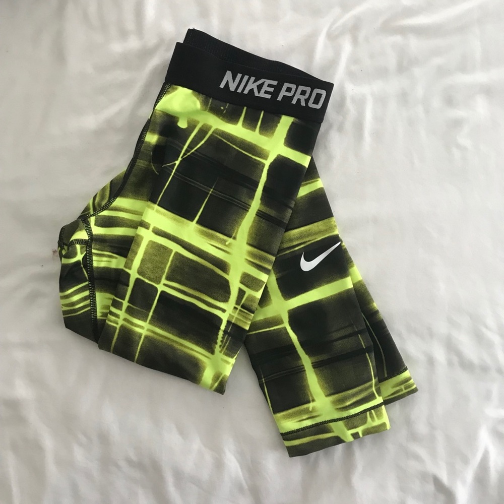Nike Pro leggings